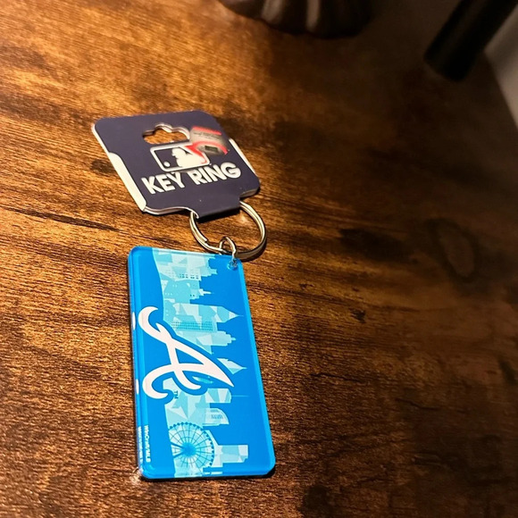 NWT Atlanta Braves Key Ring - Picture 1 of 3